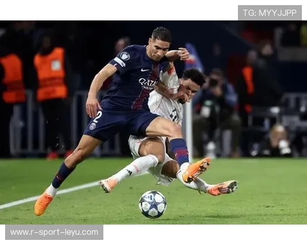 巴黎阿什拉夫右路冲刺如火箭 巴黎阿什拉夫右路冲刺如火箭